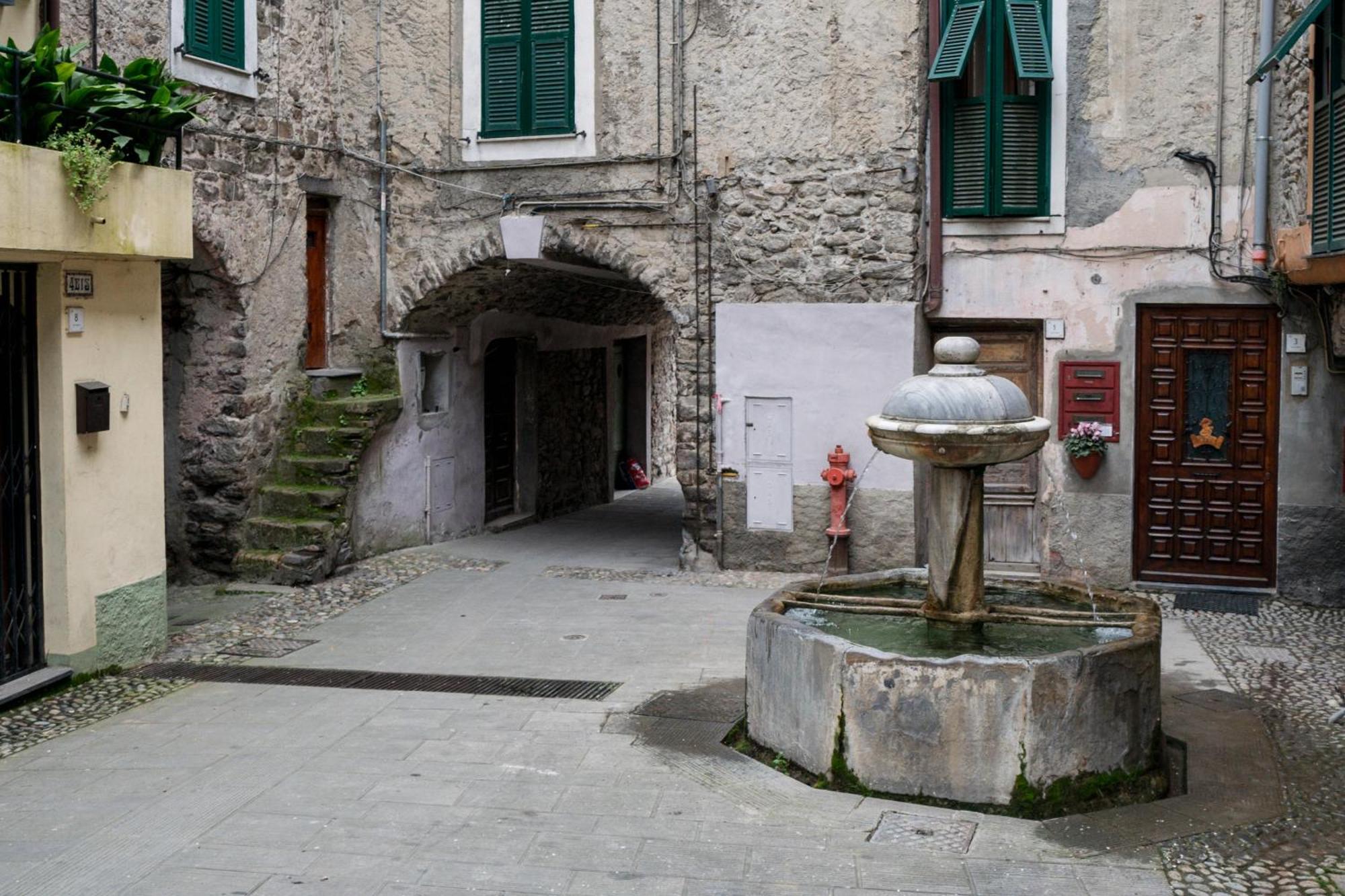 L'Appartamentino Di Goku Isolabona Exterior photo